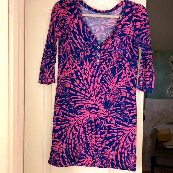 Lilly Pulitzer xs dress perfect for summer spring or fall. - Picture 1 of 7